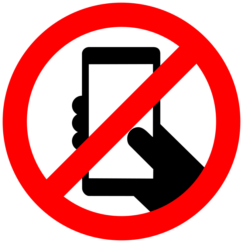 No cellphone allowed - Prohibido el uso de teléfonos móviles